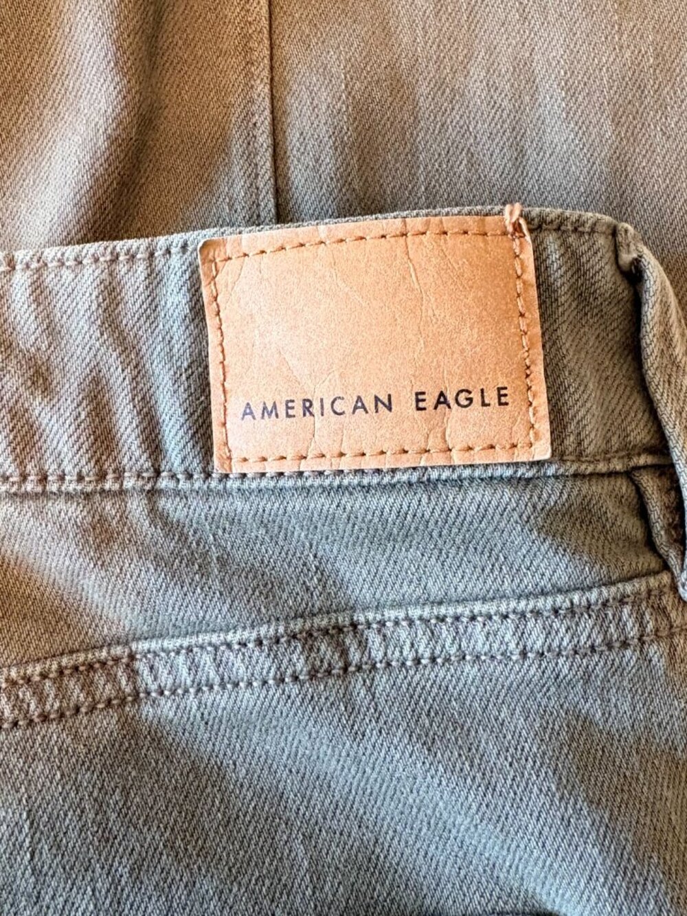 American Eagle Low-Rise Baggy Wide-Leg Jeans Size 14 Olive Green Stretch Y2K - Picture 6 of 10